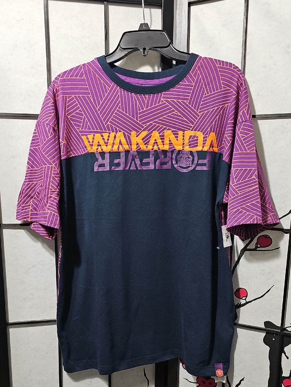 Black‎ Panther Wakanda Forever T-Shirt Geometric Design Medium New